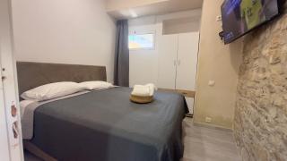 TRAVELLERS CORFU TOWN Luxury Suites, Studios & Apartments - 4