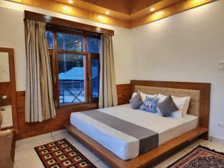 The Morel House - A Forest Retreat - 8