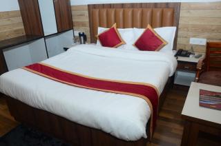 Hotel Vishnu Lok - 4