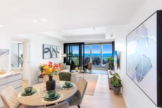 Champagne Oceanview Suite- The Langham- wParking - 3