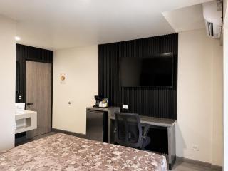 Sereno Business Inn - 2