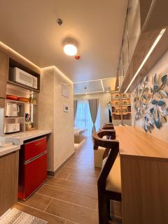 The Manor at Twin Lakes with Heated Pool Premium Stay - 6