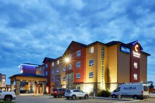 Comfort Inn & Suites - 8