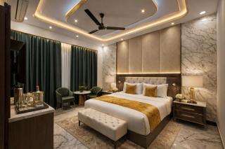 Royal Awadh Inn Near Shree Ram mandir - 0