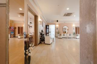 Hotel Carol - 3