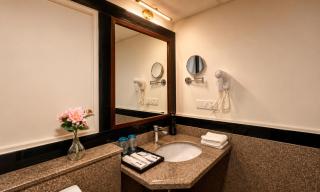 Ello Hotels - 1