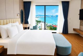 The Golden Crest Hotel Quy Nhon - 2