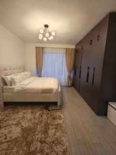 Executive elegant wanderers rest three bedroom apartment with amazing city views, swimming pool ,gym and private ample parking space which offers not only comfortable but also luxurious lifestyle - 4