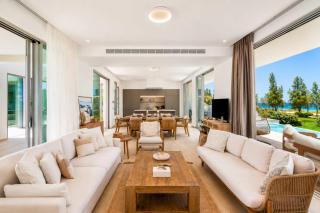 4BR Seafront Villa - Villa Lemonia by Premier - 3