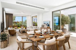 4BR Seafront Villa - Villa Lemonia by Premier - 1