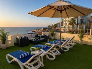 Spacious Bugibba Seafront Home 3BR Free Parking Free WiFi - 7