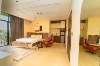 Livinn Apartments By Khaliques - 4