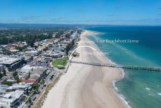 Beachfront | Brand New Luxe Reno | 200m To Square - 8