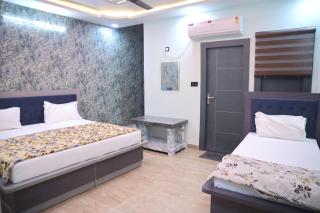 Hotel Jagdambike - 0