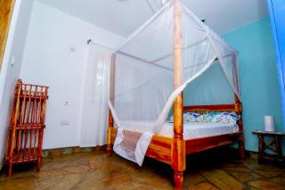 Nyumba Nyeupe - Central Apartments with Parking - Watamu - 3