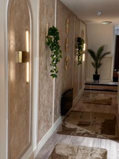 LuxeStay Apartments - 6
