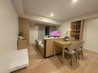 Abreeza Place Studio Unit 2 by Dacha Homestay - 4