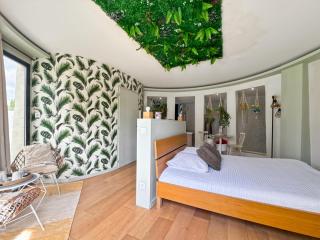 Inside Dombes - 2