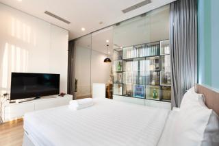 IMPERIAL JADE SUITE at THE ONE SAIGON Free Pickup & Towels - 3