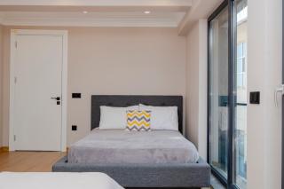 Bosphorus View - Modern Central Apartment with Elevator & Parking - 7