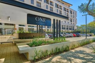 Serenity at One Rosebank - 9