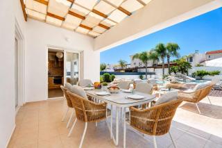 Villa Paradise - 1