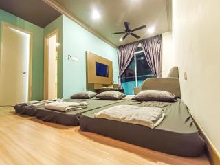 Signature Loft at The Wave Residence by HCK - 4