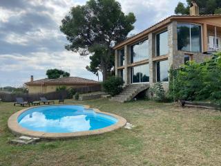 Private pool and garden - 5