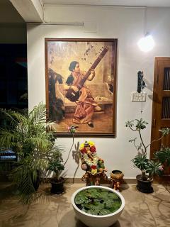 Manasa's Retreat - Spacious Master Bedroom Near Chennai International Airport - 5