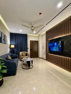 Executive One Bed Apt - Zeta Mall - Swimming Pool - 6