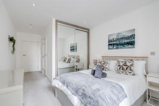 Battersea 2-Bed Apt Sleeps 4 with WiFi - 4