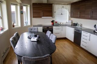 Villa Valentina by Arctic Prive - Northern Lights Villa with Sauna & Fjord View in Alta - 2