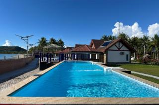 Utopia Beachfront Vacation Club - 7