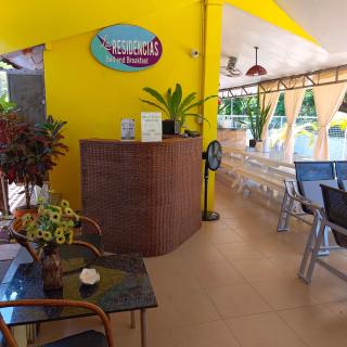 Las Residencias Bed and Breakfast - 8