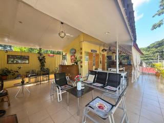 Las Residencias Bed and Breakfast - 6