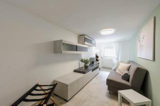 Refined Urban Retreat in the Heart of the City - 0