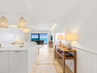 Simpson Bay Beach Suites - 6