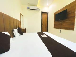 Hotel Shaurya - 300 Meters - Near Golden Temple - 1
