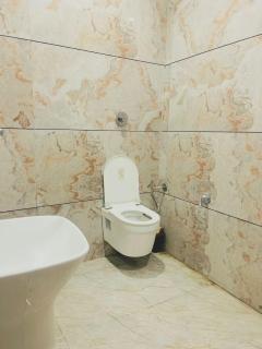 Hotel Shaurya - 300 Meters - Near Golden Temple - 4