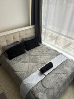 Cozy Stays - 1