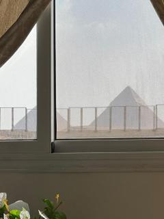 Grand Pyramids & GEM View - 8