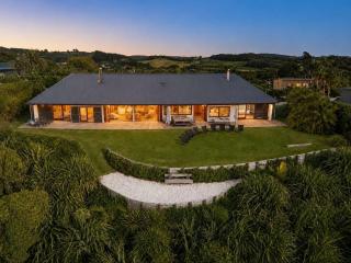 The Pah - Stay Waiheke - 9