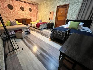 Casa Perla Cuencana Hostal - 7