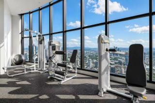 Apartment in sufers paradise level 63 OceanView - 9
