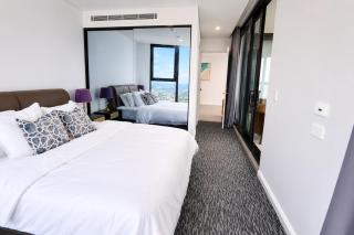 Apartment in sufers paradise level 63 OceanView - 5