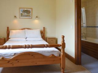 Chestnut House - 3