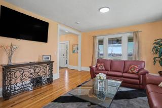 Hilltop lakeview retreat, an elevated experience! - 5