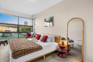 The Luxe Terrace - City Views, Free parking & Pool - 6