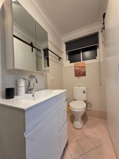 Entire House, 4BR, Secure Backyard, Free WIFI - 3