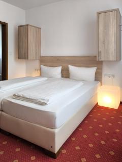 Hotel-garni 'Zum Weinkrug' - 1